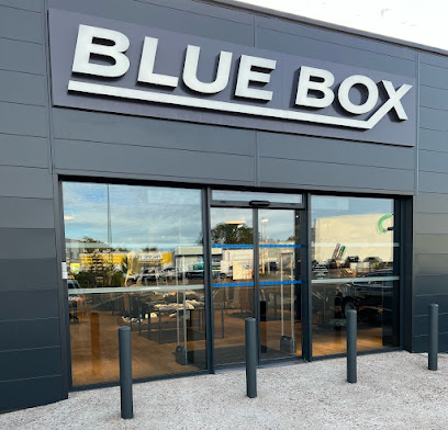 Photo Blue Box