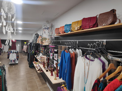 Photo Pixis boutique Vêtements et bijoux Ethniques