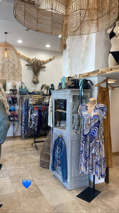 Photo K.Nyss Boutique