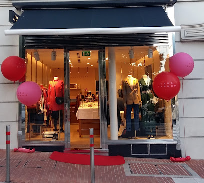 Photo Tara Jarmon Monaco Boutique